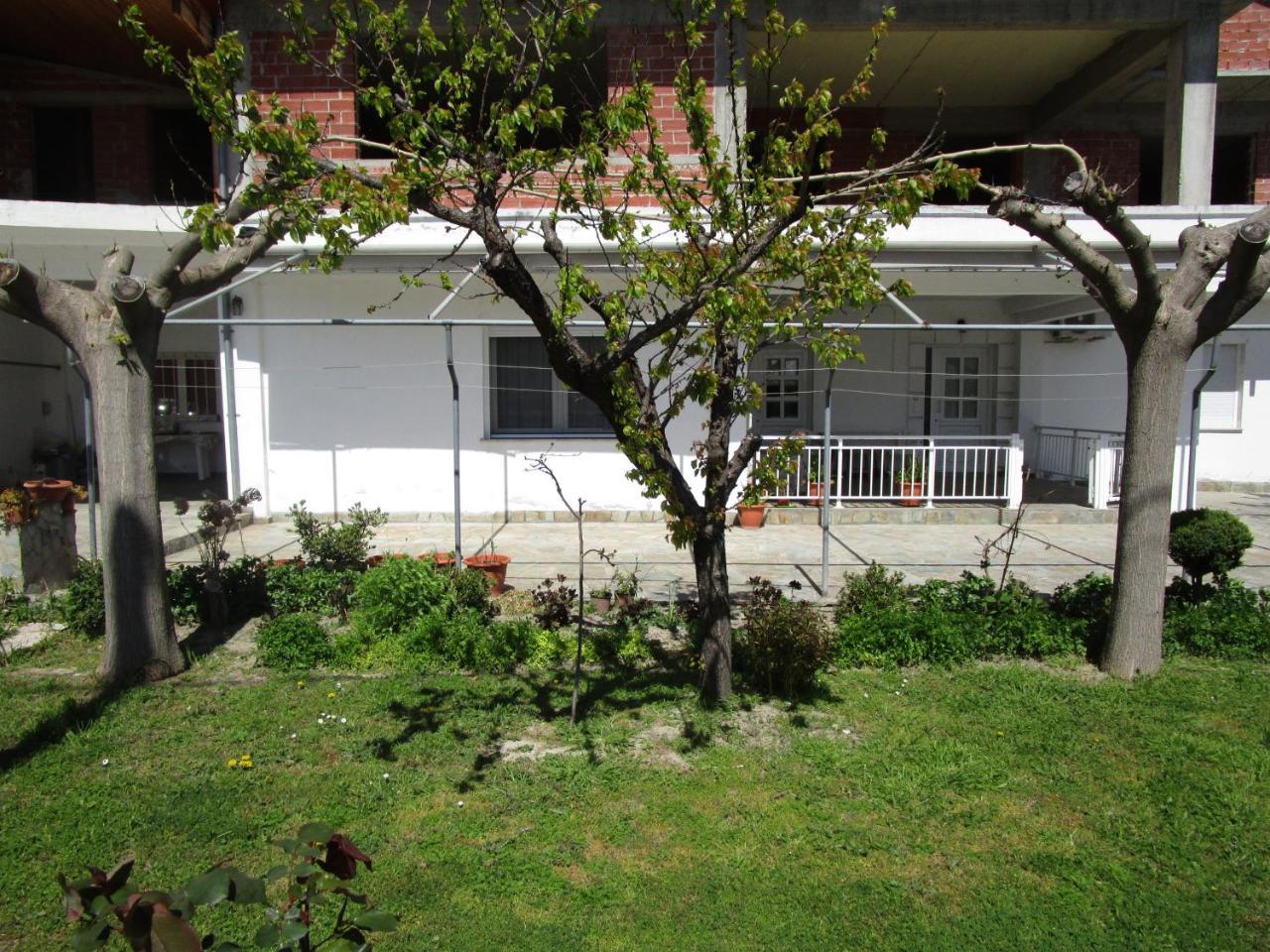 Apartment Korinos Mama Machi Exterior photo