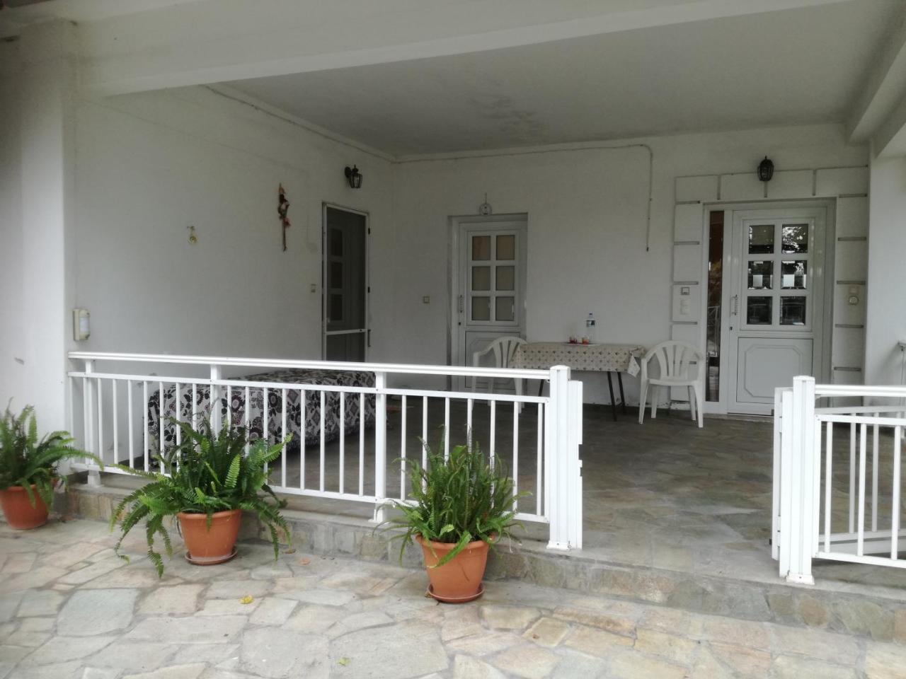 Apartment Korinos Mama Machi Exterior photo